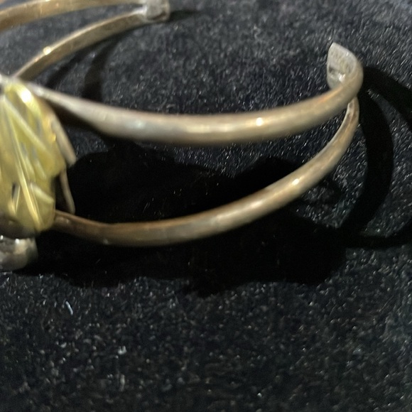 Vintage brass sterling silver grape leaf cluster cuff bracelet - Picture 3 of 6